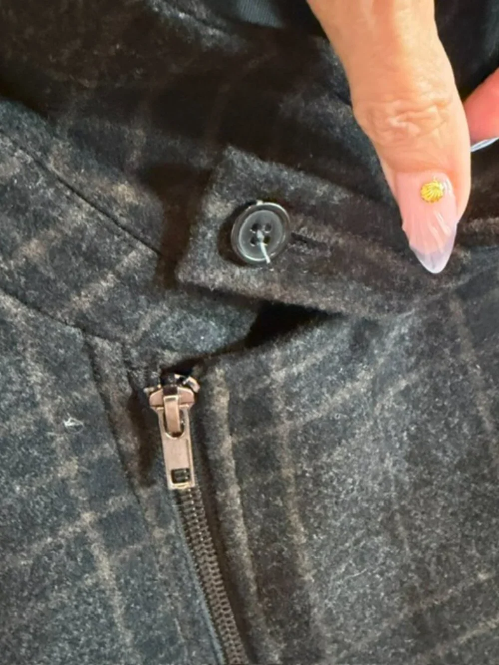Men’s Wool Blend Plaid Zip Front Jacket Coat Gray Charcoal Size Medium
